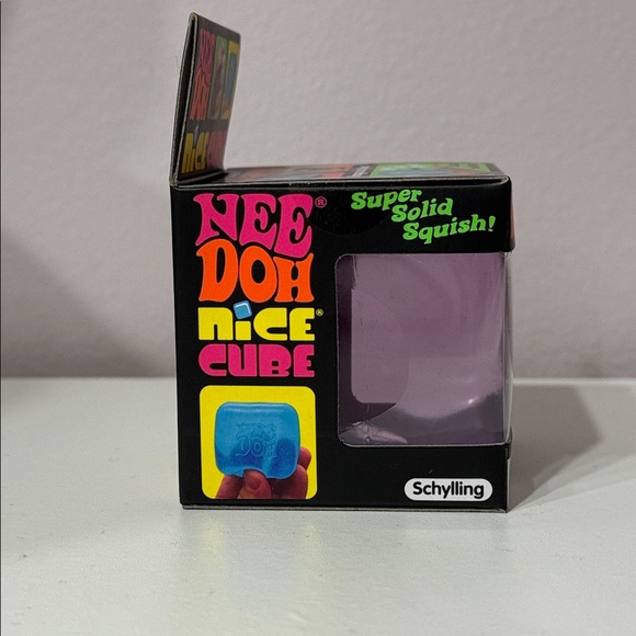 NEW Purple NeeDoh Nice Cube - Picture 2 of 5